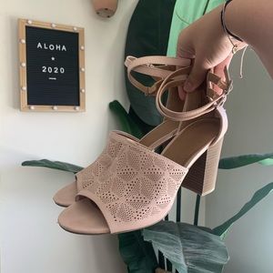 Maurice’s Light Pink Heels Size 10